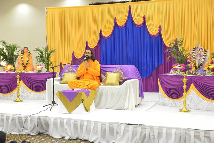 /media/k2/galleries/61167/Swami-Mukundananda-g01