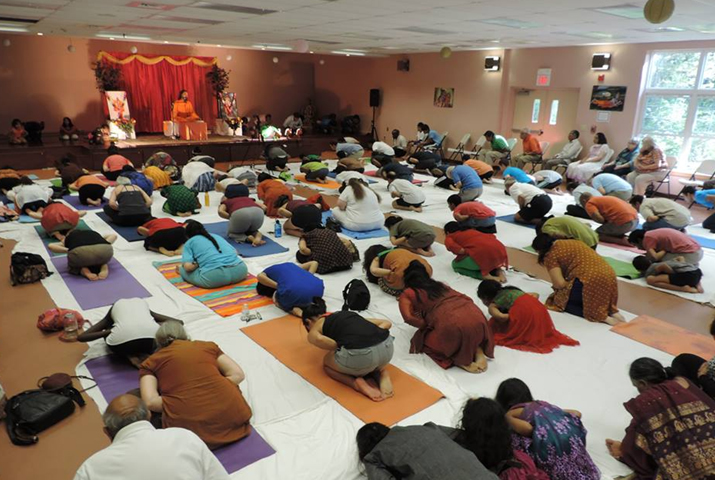 /media/k2/galleries/61167/Swami-Mukundananda-g02