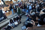 Reuters journalists, Kyaw Soe Oo, dozens protest against jailing of reuters reporters, Mb testified
