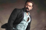 Chiranjeevi and Salman Khan, Chiranjeevi and Salman Khan for God Father, salman khan joins the sets of chiranjeevi s next, Lucifer remake