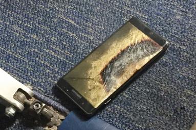 Replacement Samsung Note 7 catches fire on US plane!