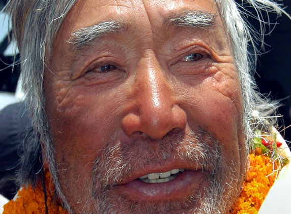 80-yr-old Japanese heart patient to climb Mount Everest!