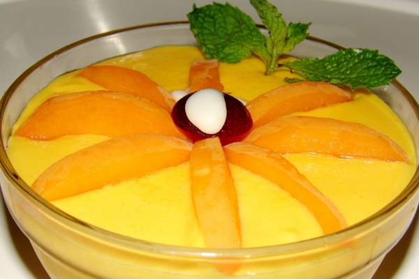 Mouthwatering Mango Custard!