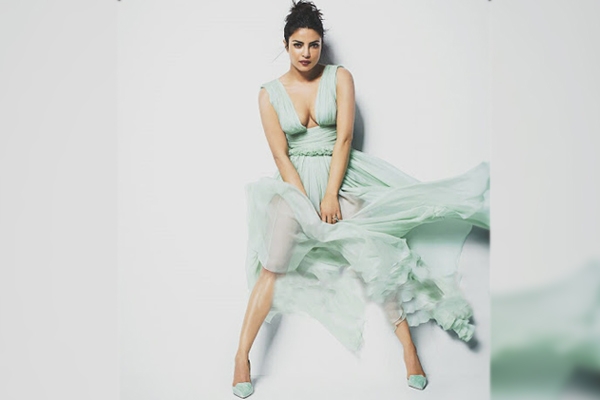 Priyanka Chopra is back Hot
