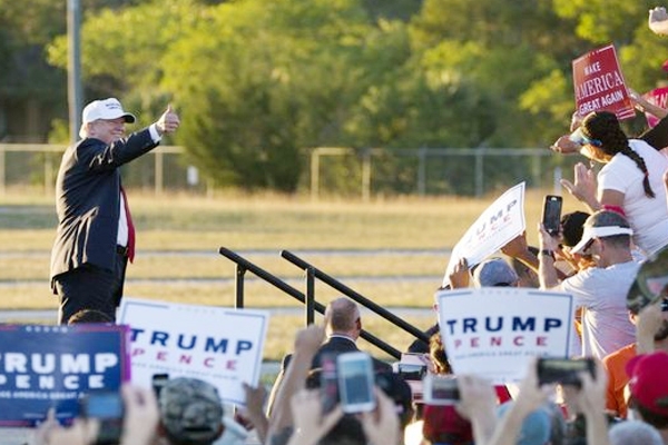 Trump launched campaign blitz in must-win Florida !!
