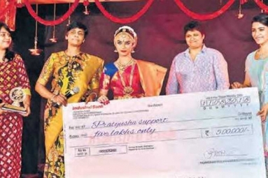 India-American Girl Raises Funds for a Cause