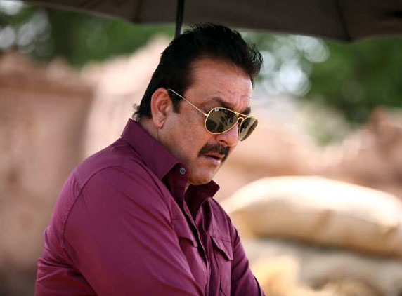 Sanjay Dutt gets another four weeks from SC